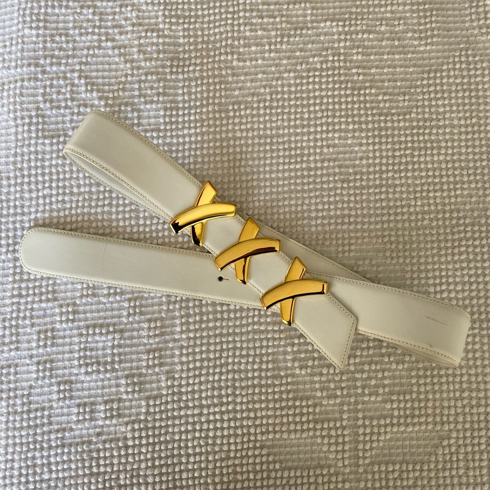 Vintage White Gold Detail Leather Belt